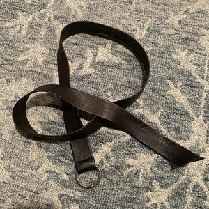 Black adjustable belt